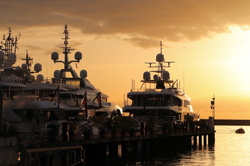 International yacht exhaust supplier